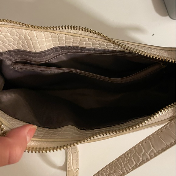 Small faux leather snakeskin purse - Picture 4 of 5